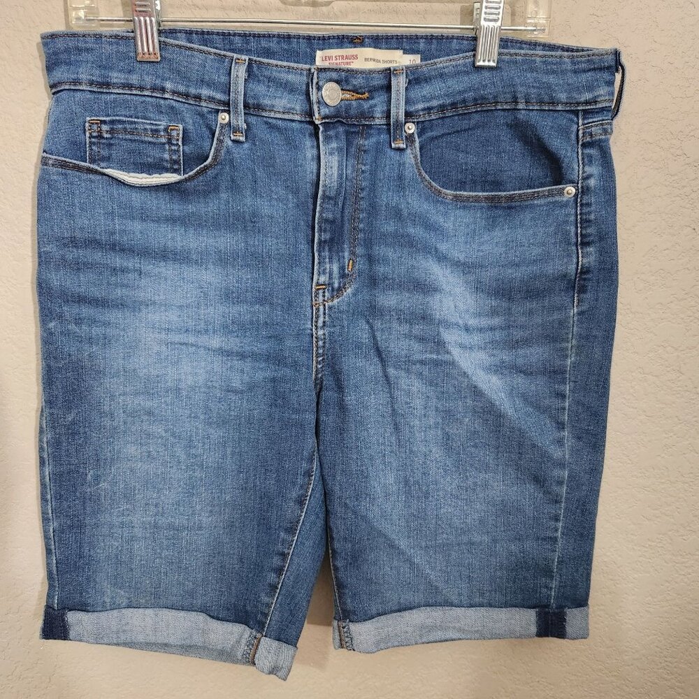 Levi Strauss Signature Bermuda Jean Shorts Womens Size 10 Blue Denim Casual - Picture 4 of 11